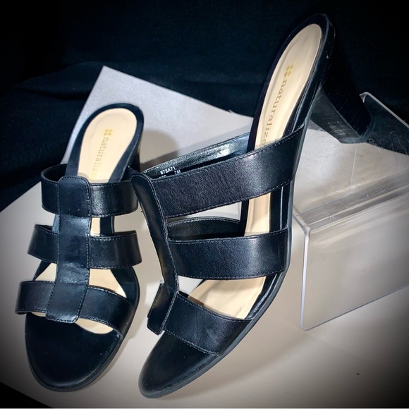 Naturalizer Shoes - Naturalizer Black Leather Strappy Slide Heels Size 7M